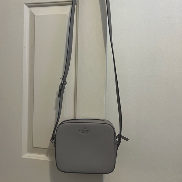 kate spade Handbags - Gray Kate Spade Crossbody